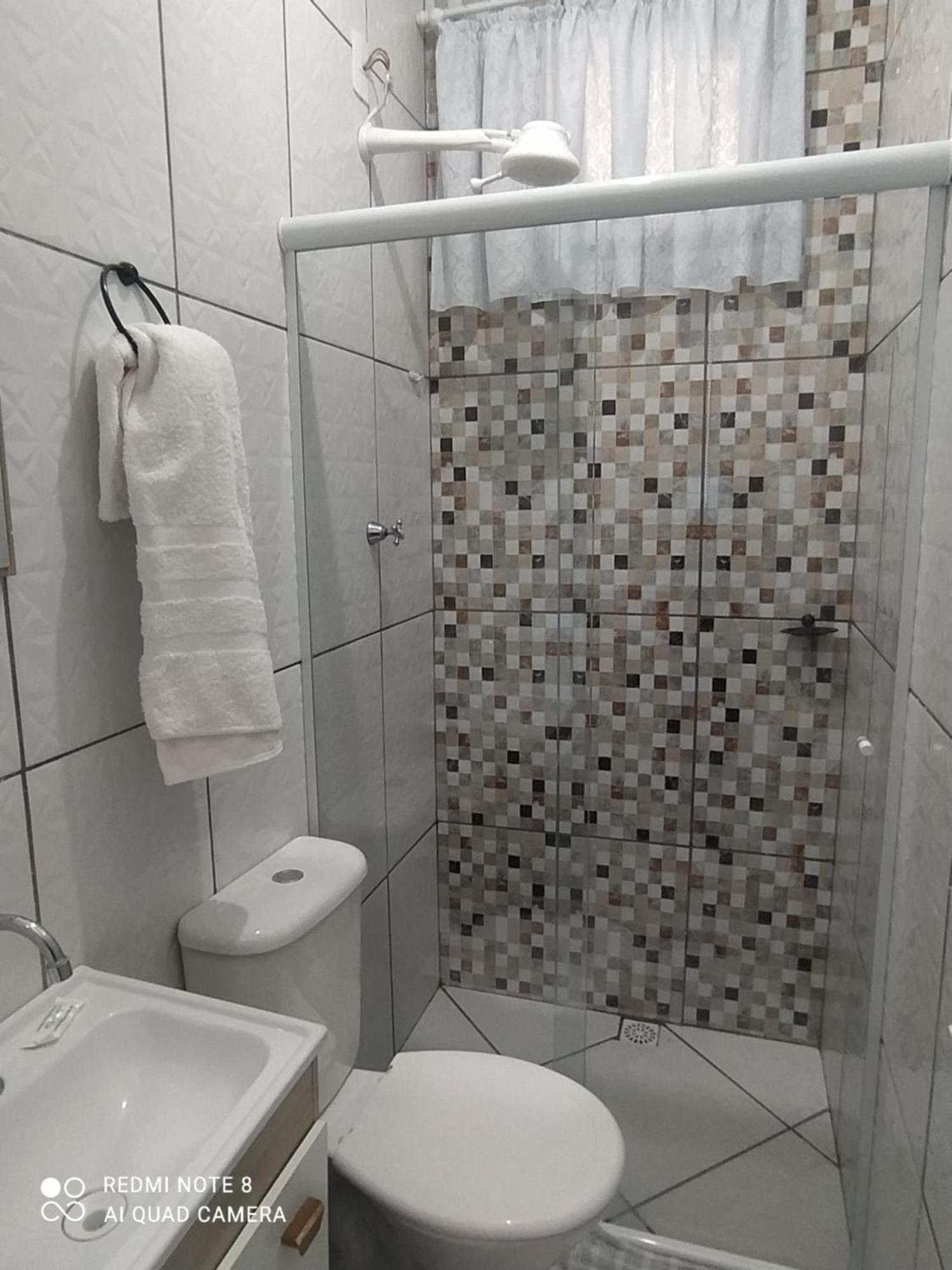 Pousada Quarto Privativo A 600 Mts Da Basilica Nova Aparecida  Extérieur photo