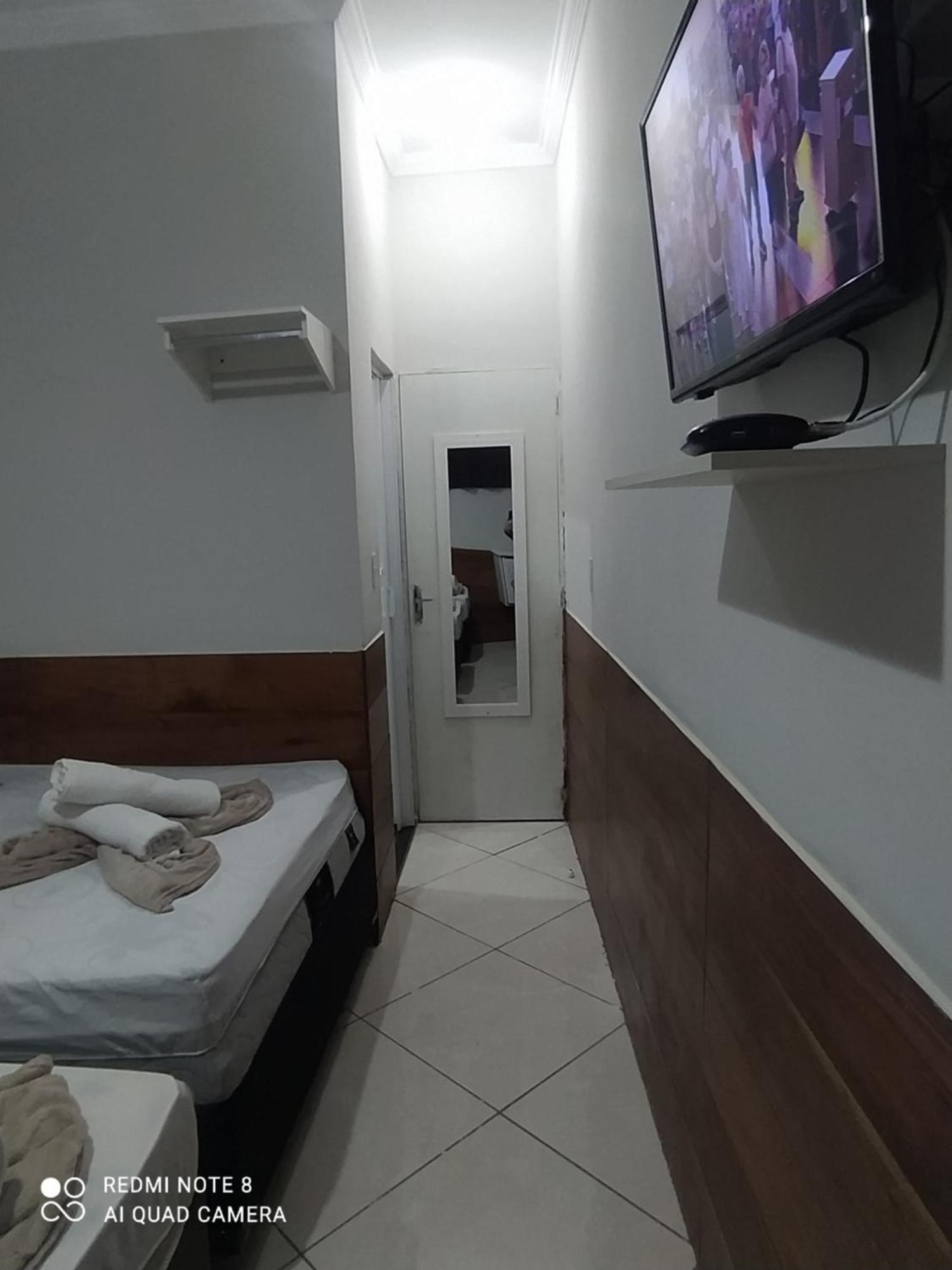 Pousada Quarto Privativo A 600 Mts Da Basilica Nova Aparecida  Extérieur photo